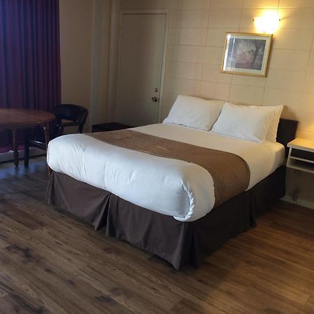 Siesta Motel Olds Kültér fotó